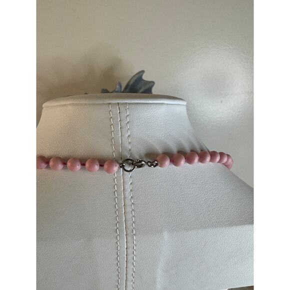 Pink lucite beads, 24” - Picture 5 of 6